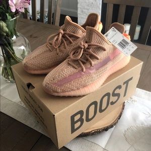 ❤️SOLD❤️ Authentic Yeezy Boost 350 v2 ‘Clay’